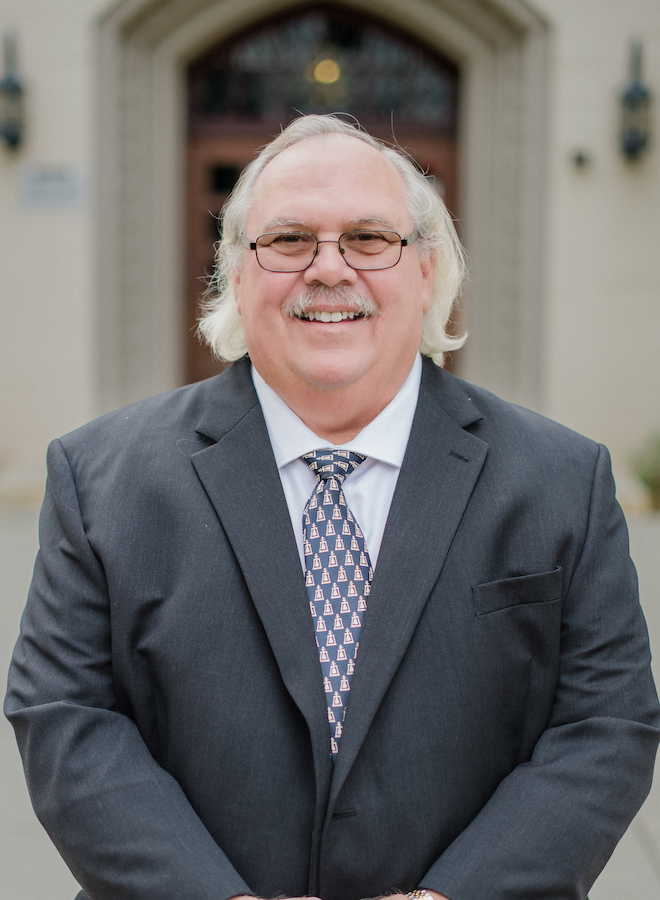 Member  Mr. Dale Kinnear
