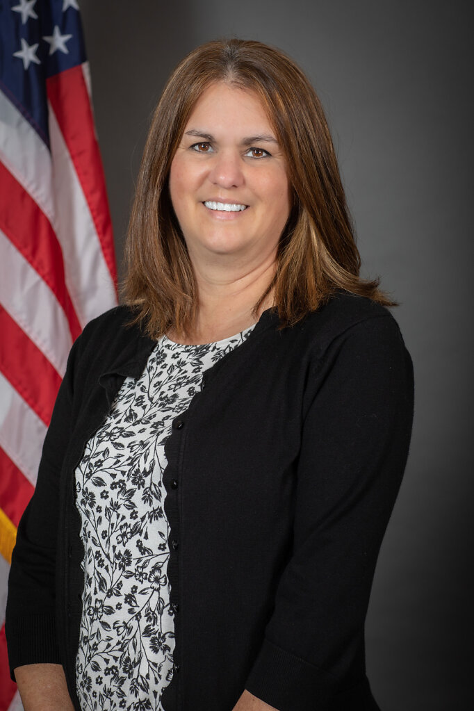 Member  April Nitsos