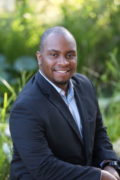 Member  Jason  Walker
