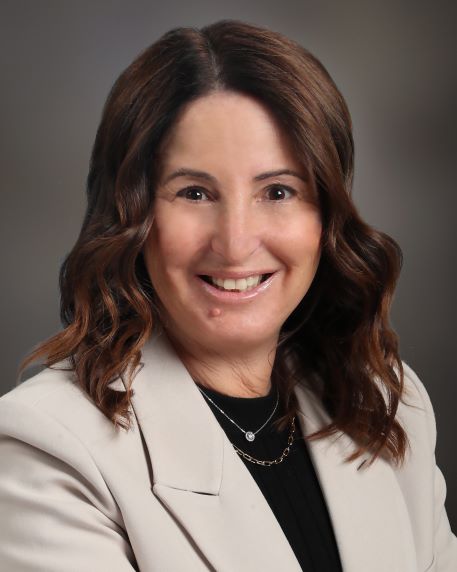 Member   Lisa  M Pearson 