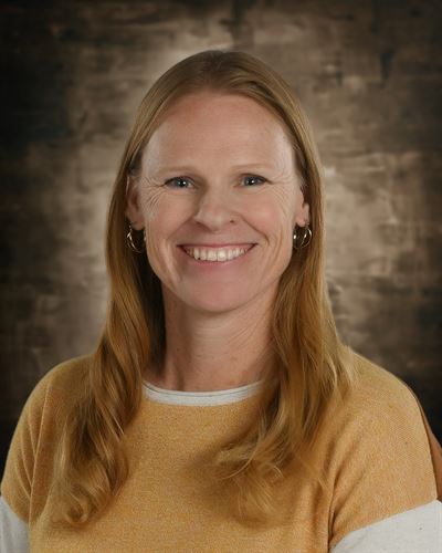 Member  Katie Mackey Harris