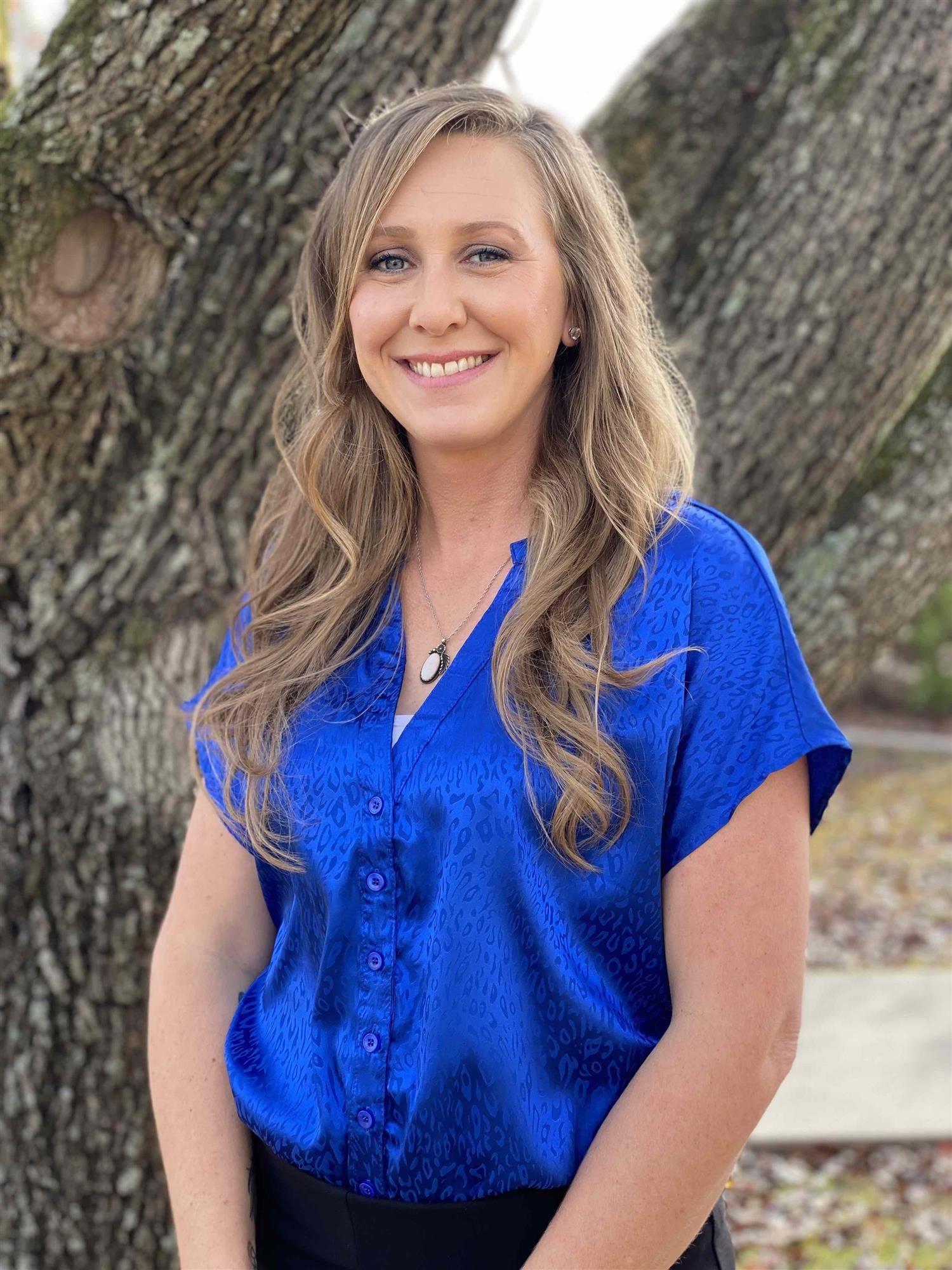 Member   Lauren R. Kitzinger 