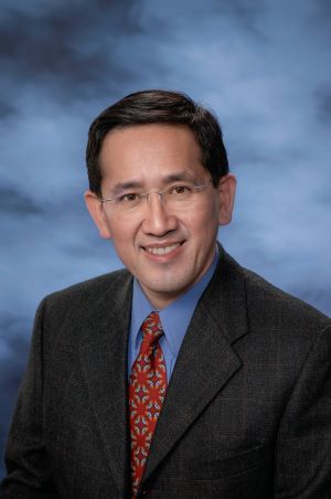 Member  Dr. Wing  Ng 