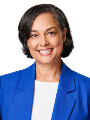 Member  Dr. Danielle  Jones 