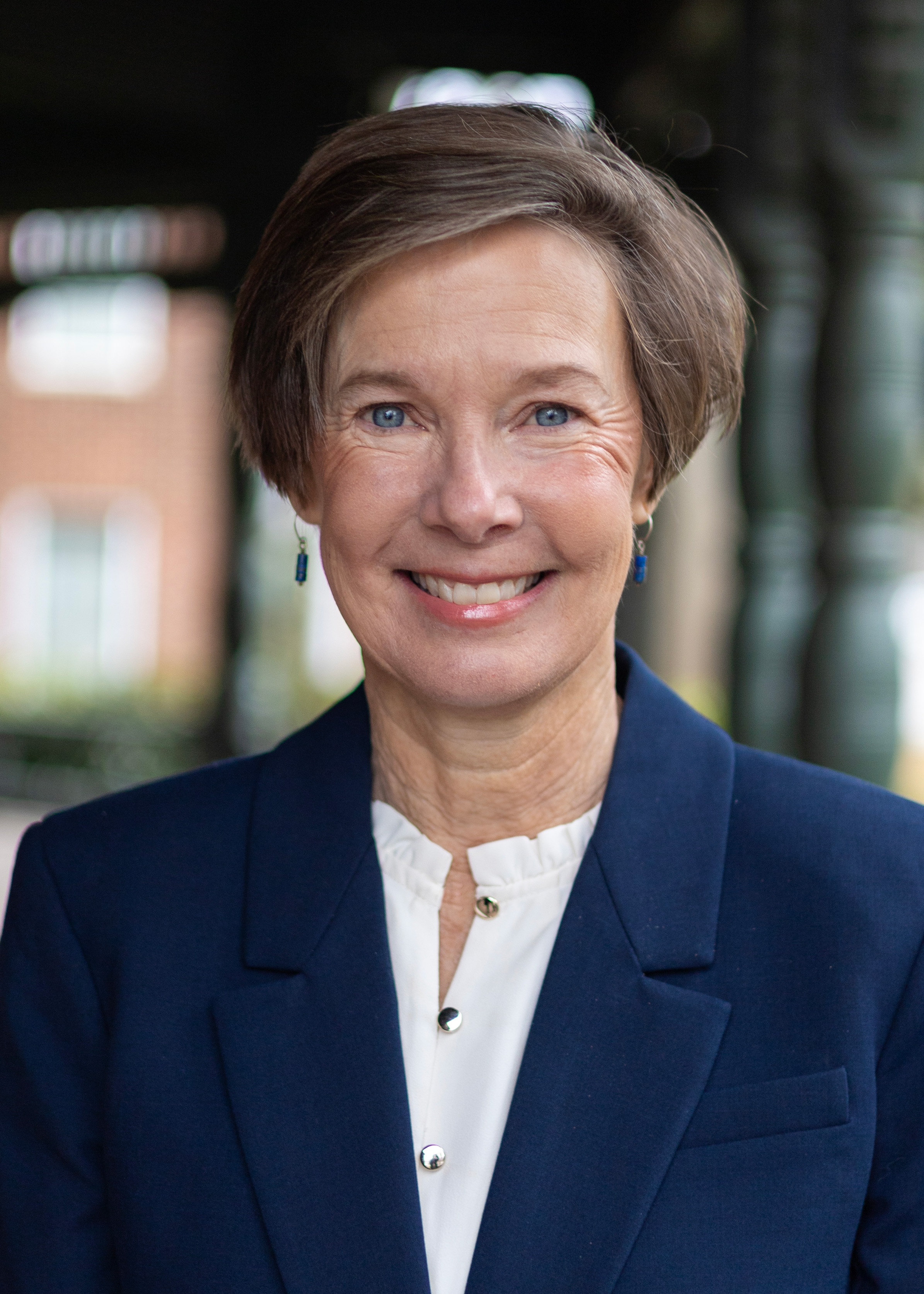 Member   Rachel  Hunt 