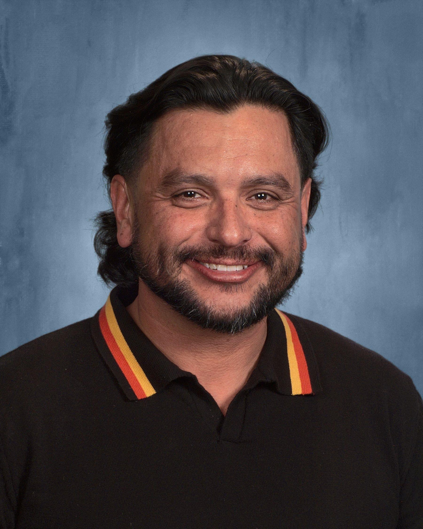 Member  Leo  Castillo 