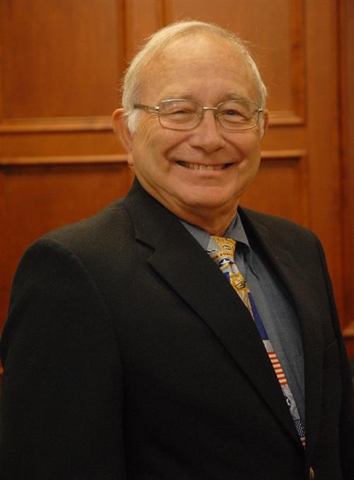 Member  Mr. Richard Sutherland