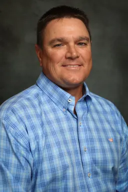 Member  Mr. Len  Stovall 