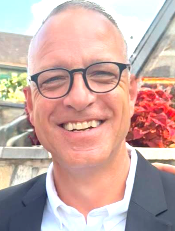 Member  Mr. Keith Tucci