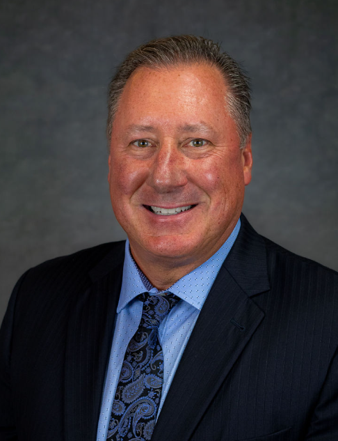 Member   John  Hird 