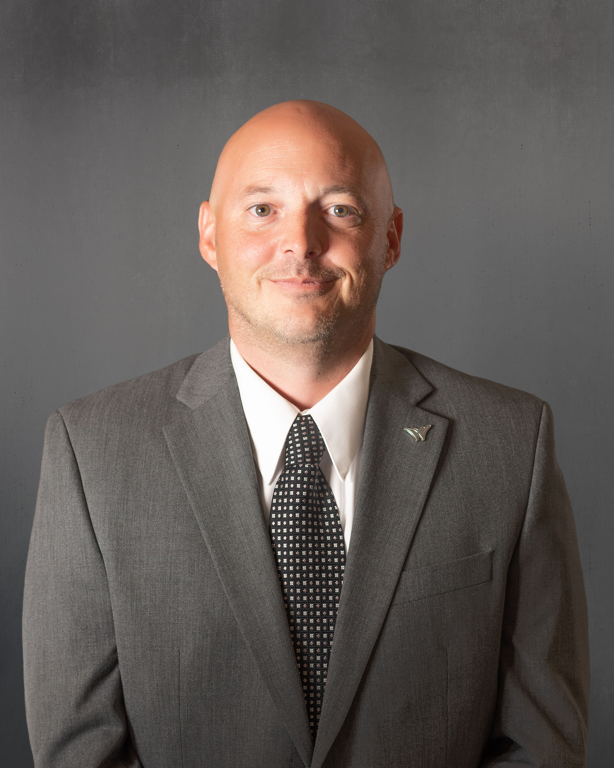Member  Dr. Eric  Wilken 