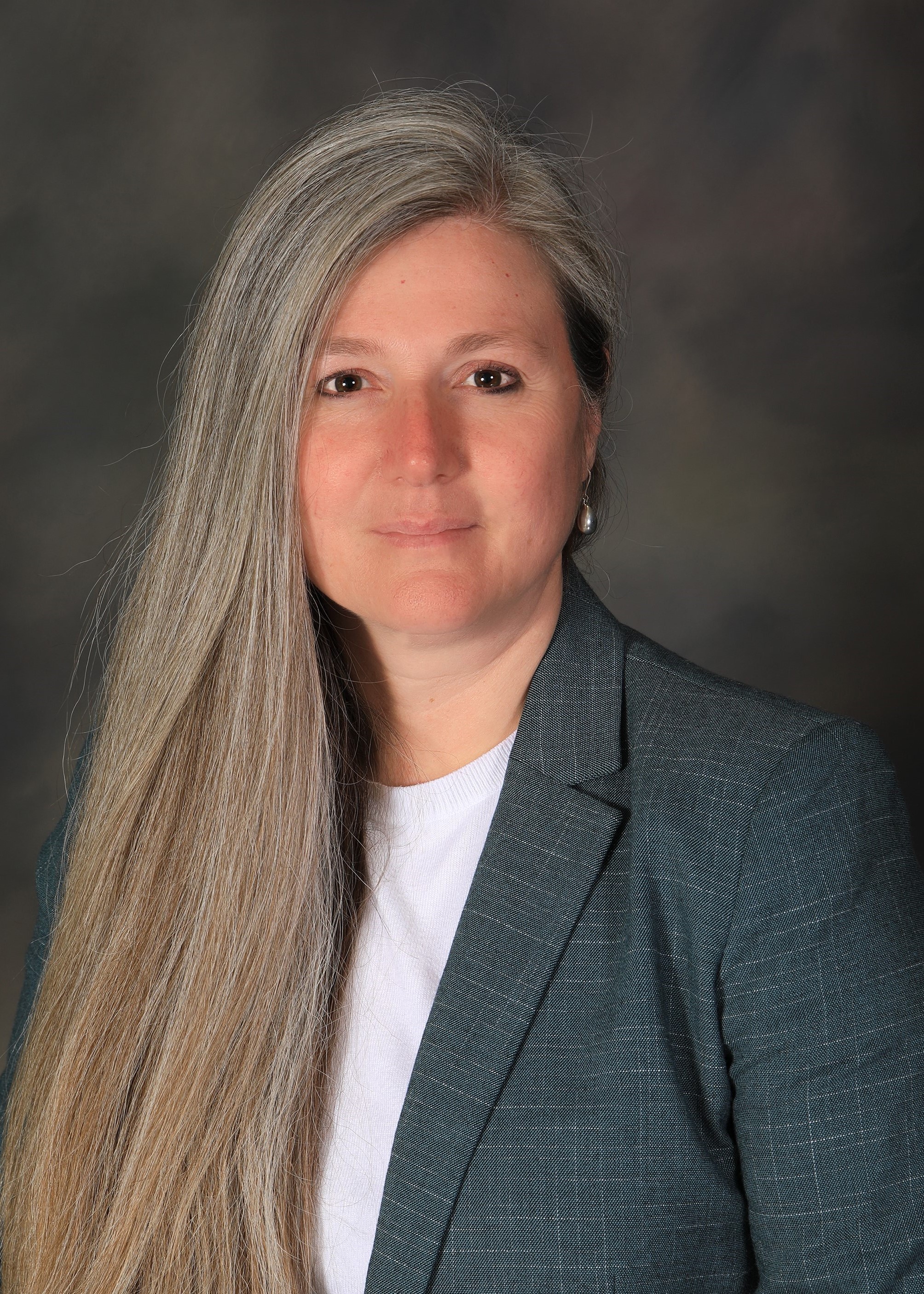 Member  Dr. Emily  Miller 