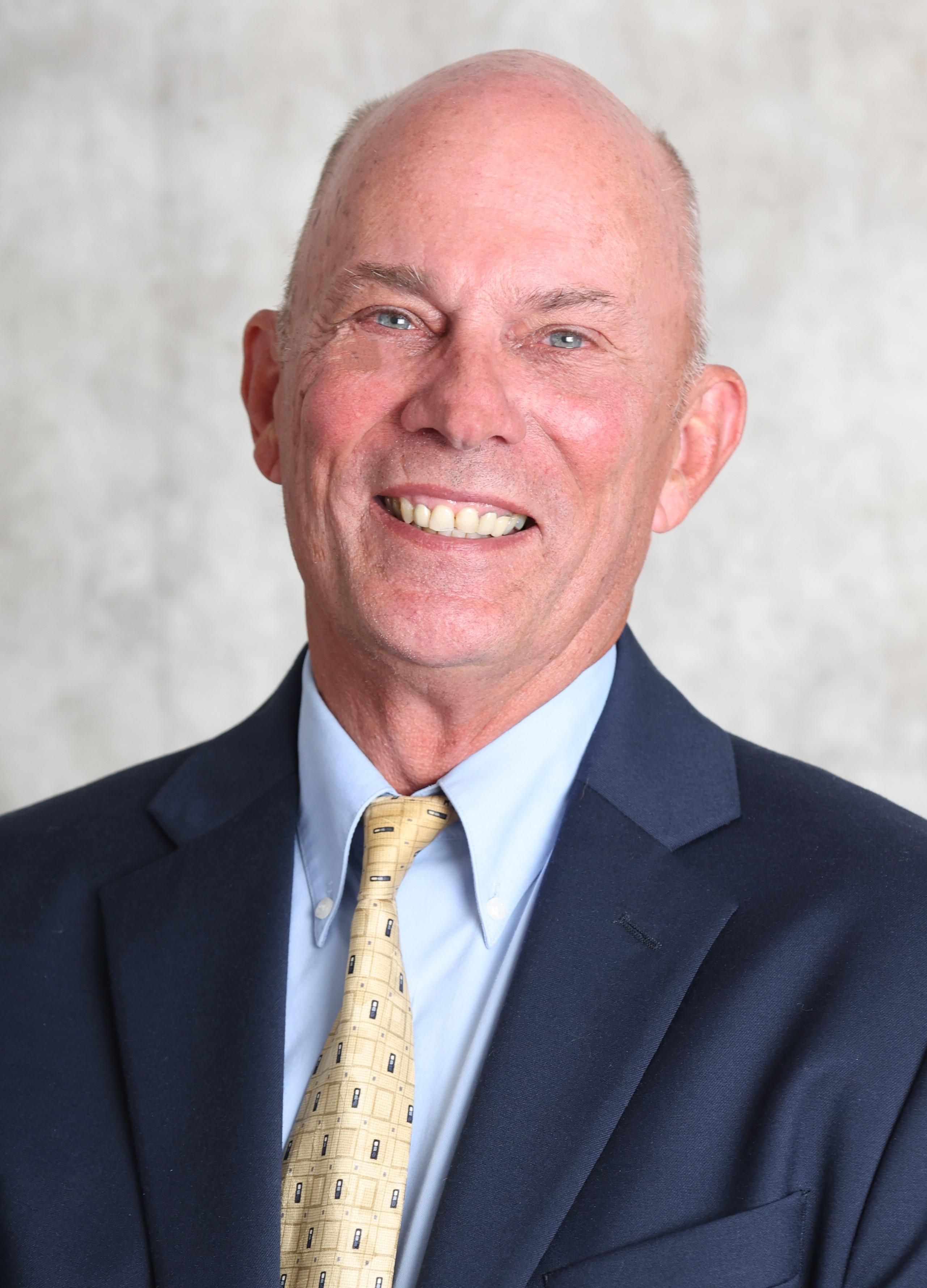 Member  Frank Wood