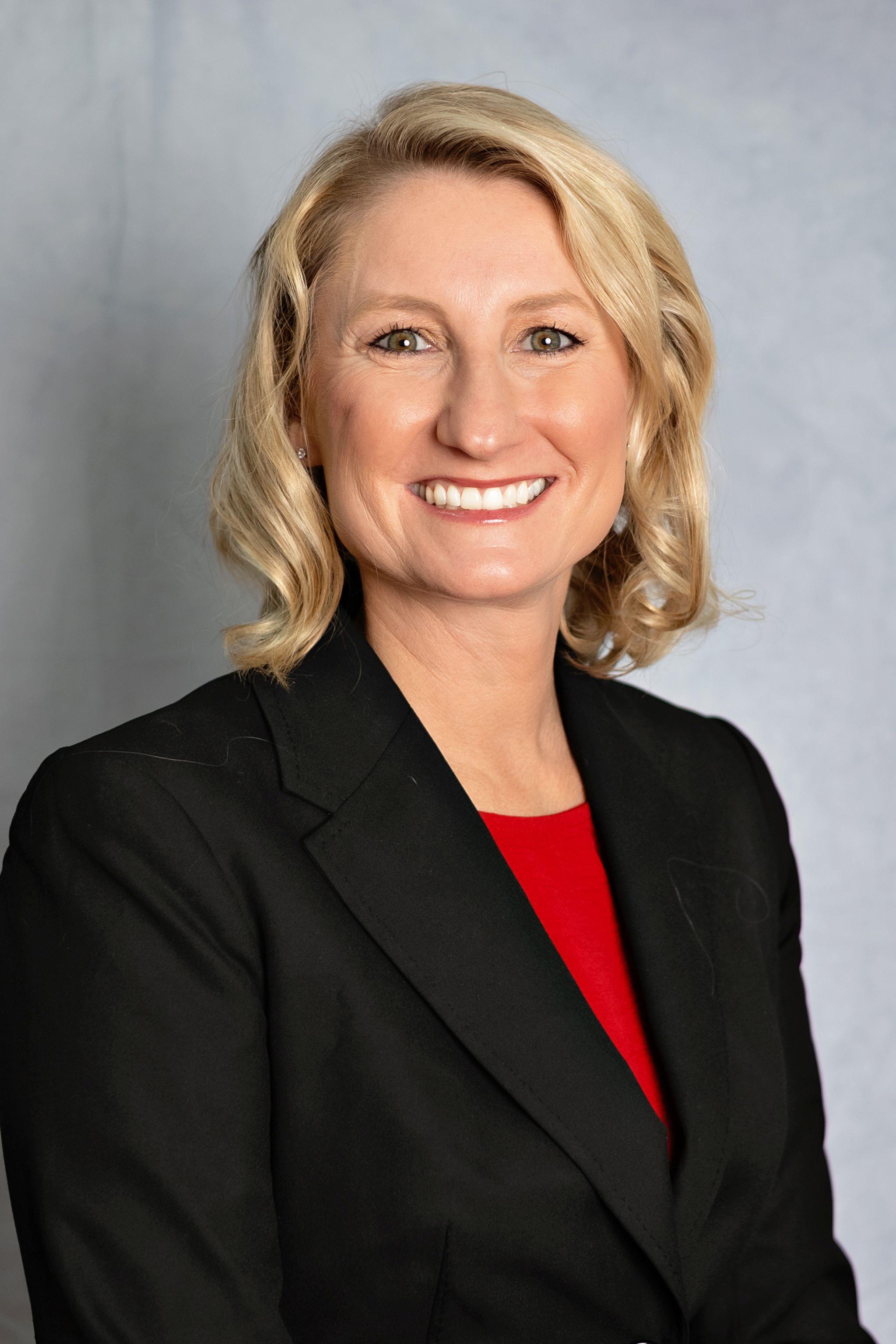 Member  Dr. Anna Holland