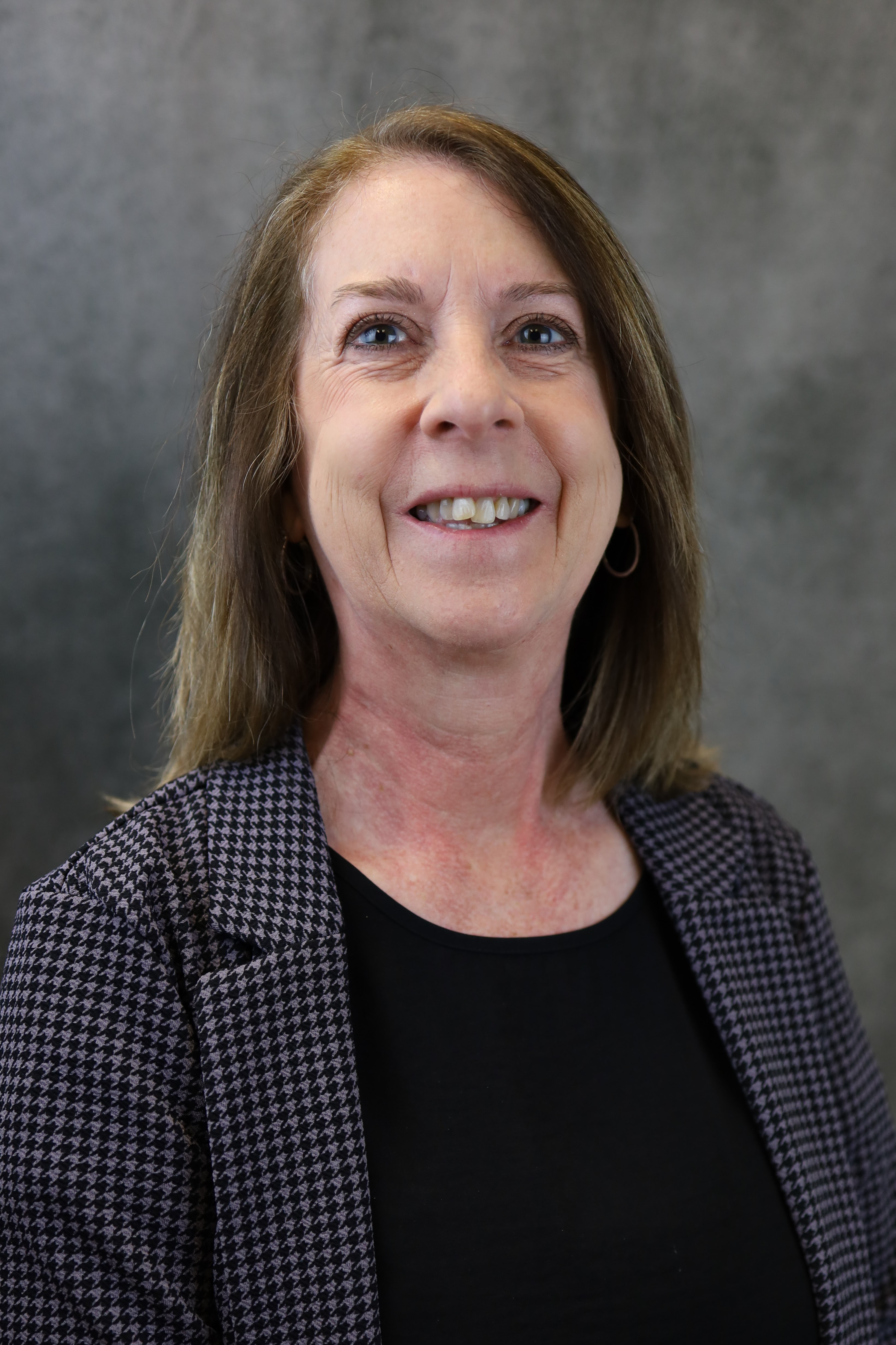 Member   Ronda  Chesney 