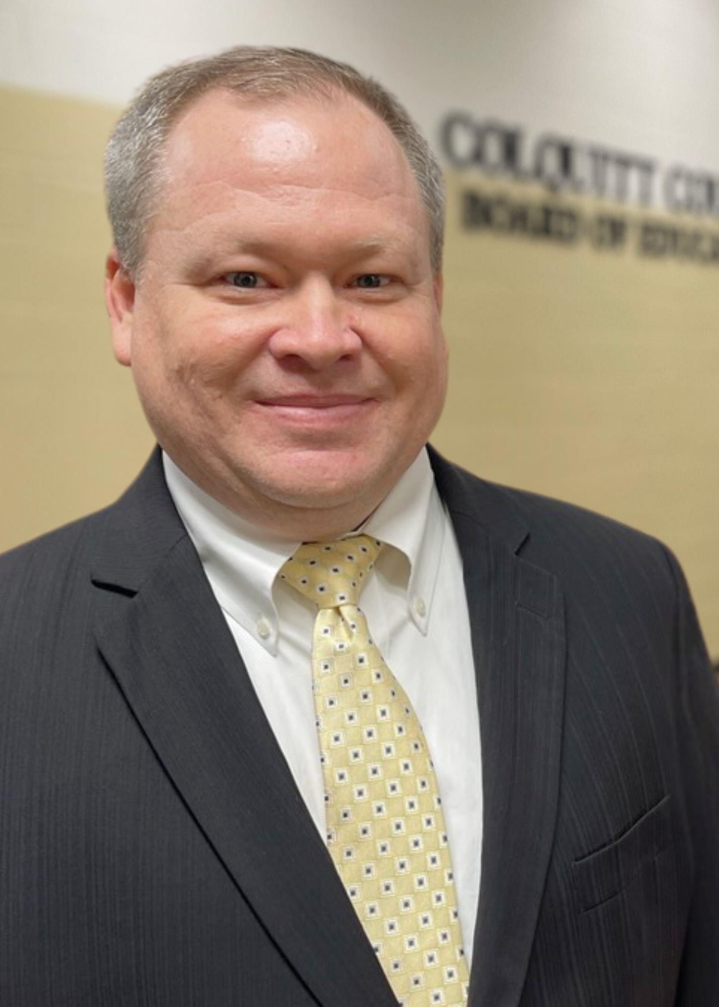 Member  Mr.  Hayden Willis