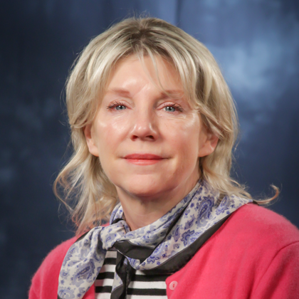 Member  Kirsten Bradford