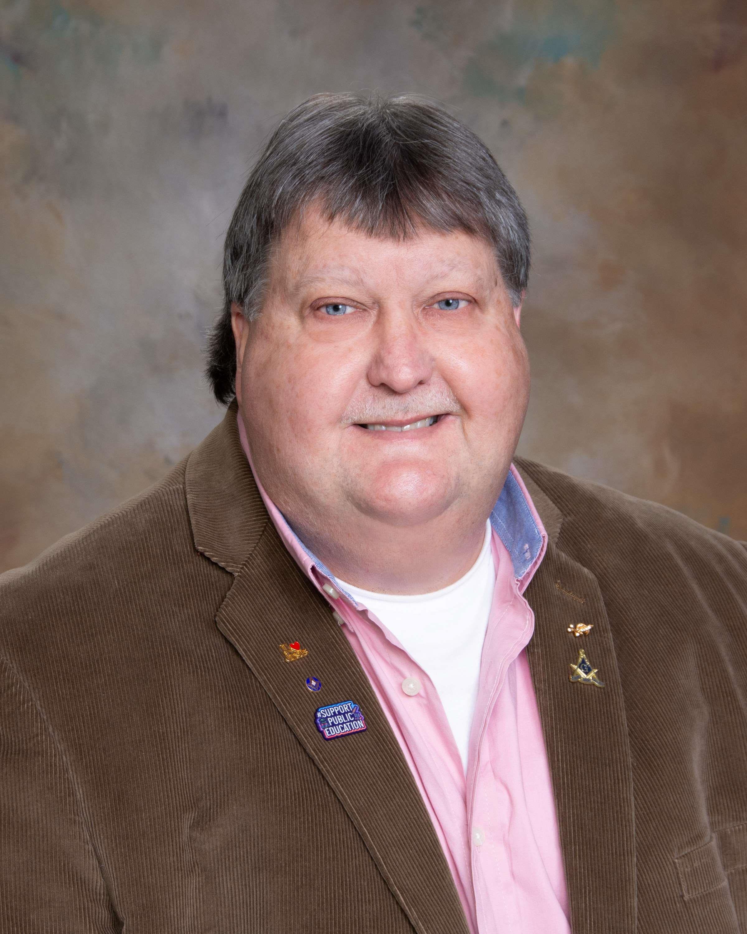 Member  Mr. Mark Thompson