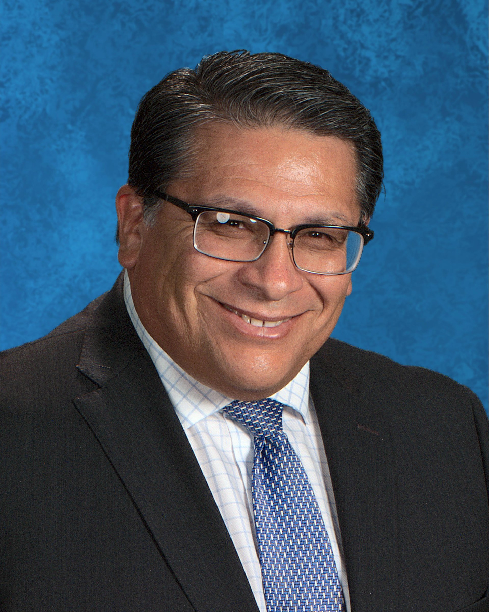 Member  Dr. Gary  Gonzales 