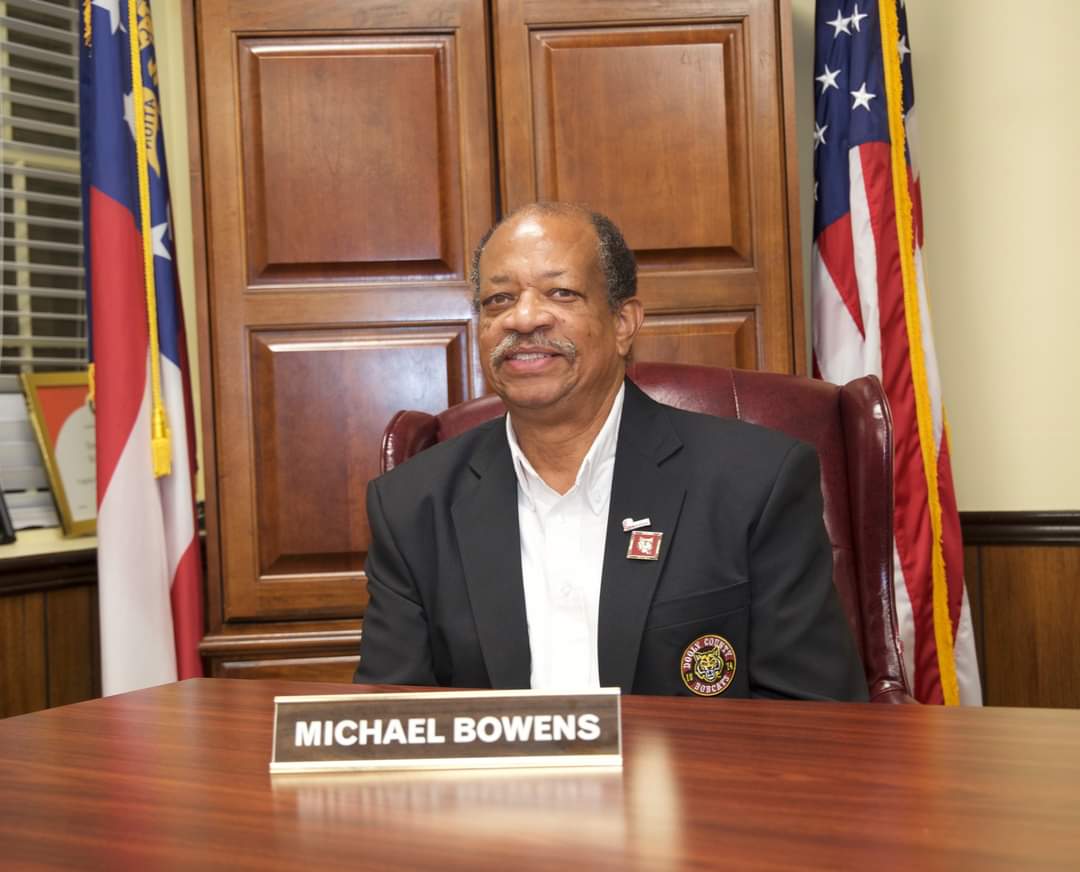 Member  Mr. Michael Bowens
